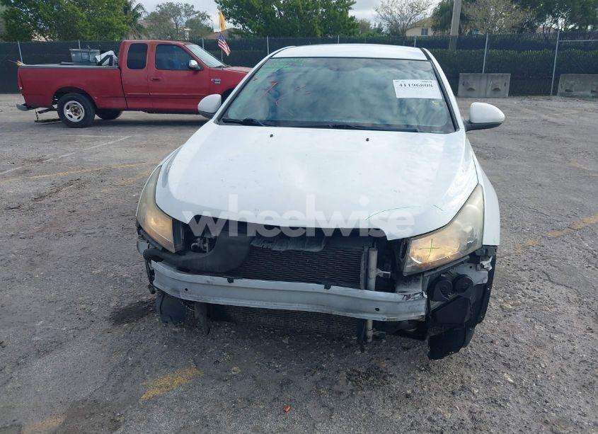 Photo 6 of 2014 Chevrolet Cruze 1LT AUTO (VIN 1G1PC5SBXE7389786)