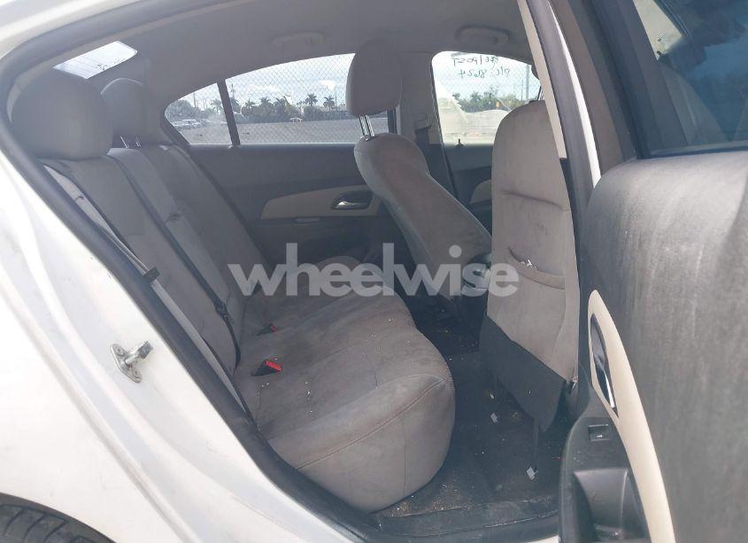 Photo 8 of 2014 Chevrolet Cruze 1LT AUTO (VIN 1G1PC5SBXE7389786)