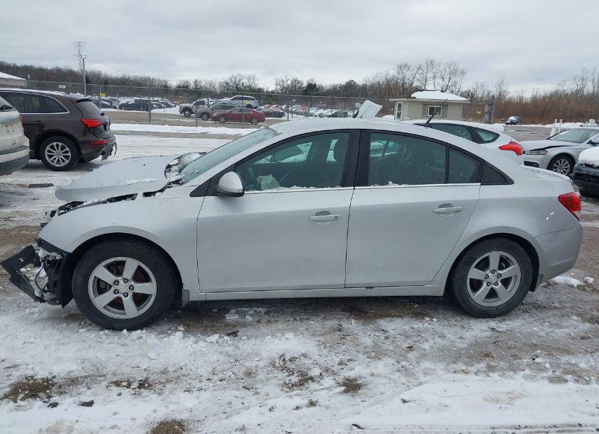 Photo 14 of 2014 Chevrolet Cruze 1LT AUTO (VIN 1G1PC5SBXE7410443)
