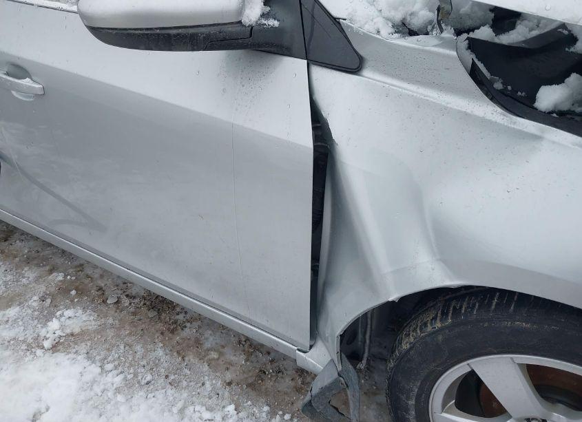 Photo 19 of 2014 Chevrolet Cruze 1LT AUTO (VIN 1G1PC5SBXE7410443)