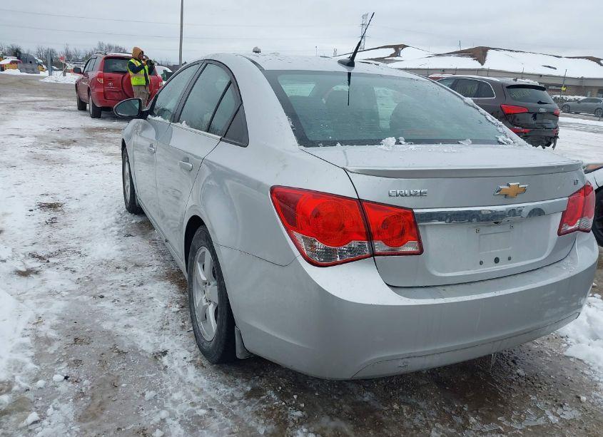 Photo 3 of 2014 Chevrolet Cruze 1LT AUTO (VIN 1G1PC5SBXE7410443)