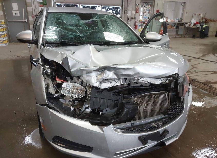 Photo 6 of 2014 Chevrolet Cruze 1LT AUTO (VIN 1G1PC5SBXE7423869)