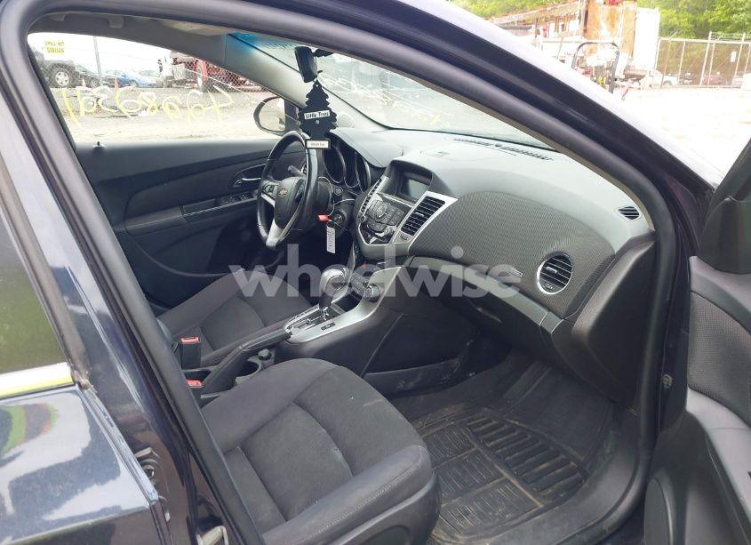 Photo 5 of 2014 Chevrolet Cruze 1LT AUTO (VIN 1G1PC5SBXE7433740)