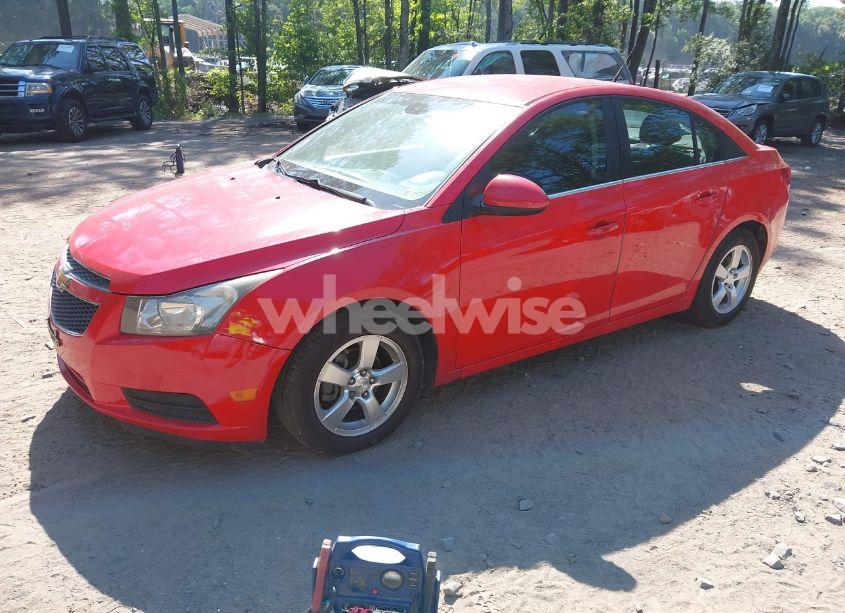 Photo 2 of 2014 Chevrolet Cruze 1LT AUTO (VIN 1G1PC5SBXE7433804)