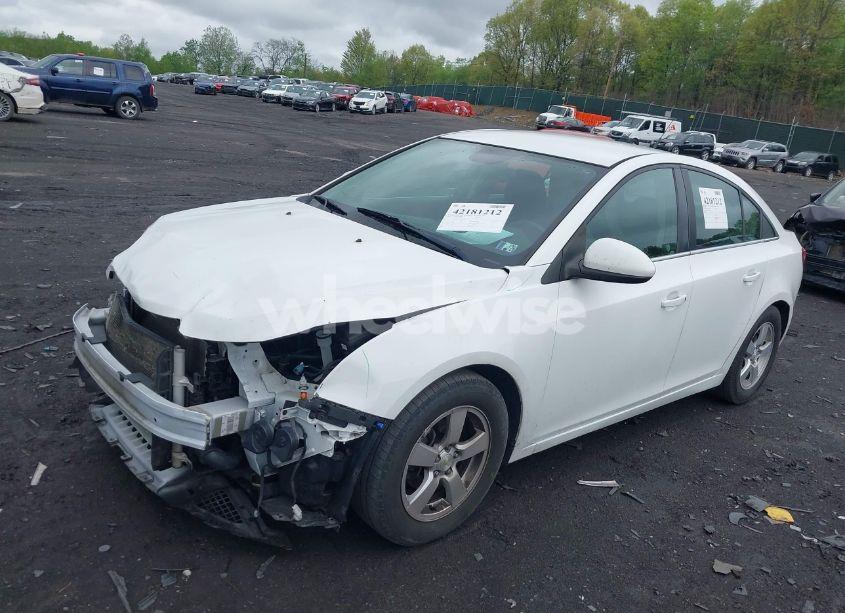Photo 2 of 2014 Chevrolet Cruze 1LT AUTO (VIN 1G1PC5SBXE7435942)