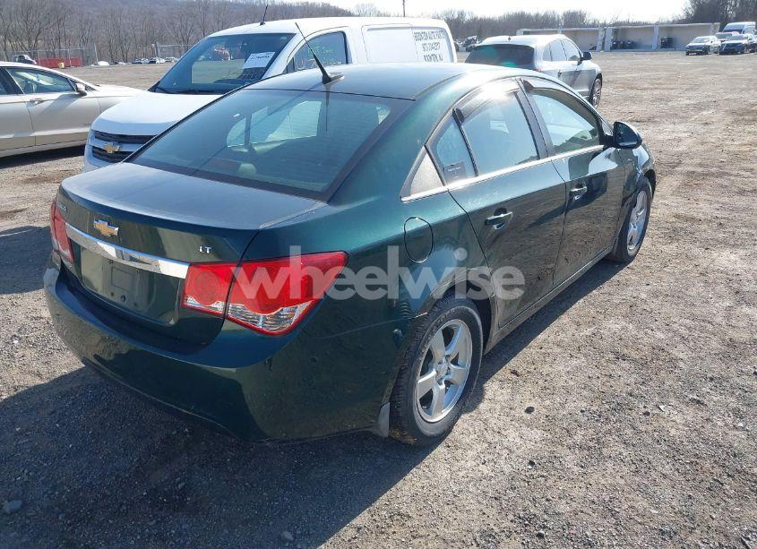 Photo 3 of 2014 Chevrolet Cruze 1LT AUTO (VIN 1G1PC5SBXE7435990)