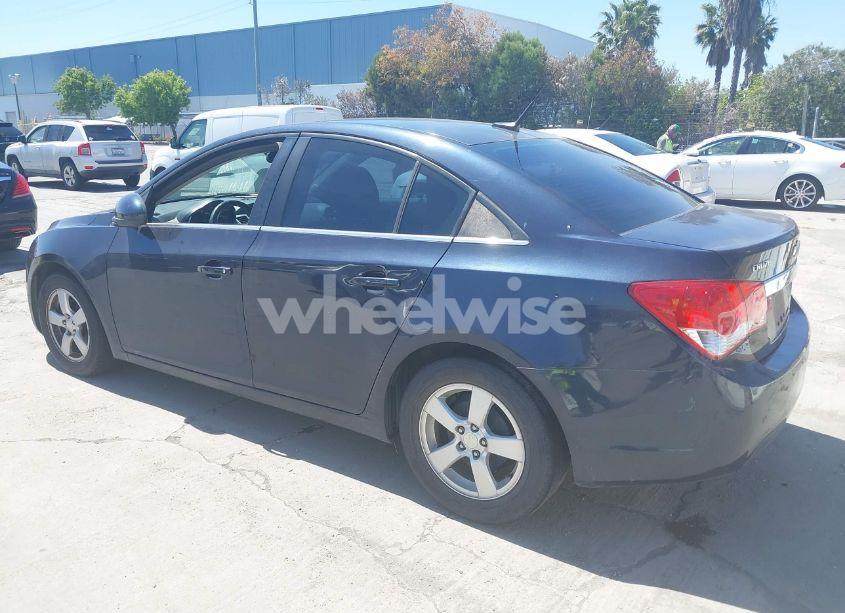 Photo 3 of 2014 Chevrolet Cruze 1LT AUTO (VIN 1G1PC5SBXE7436458)