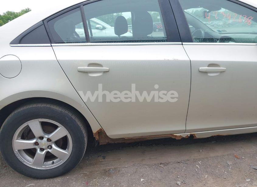 Photo 13 of 2014 Chevrolet Cruze 1LT AUTO (VIN 1G1PC5SBXE7454846)