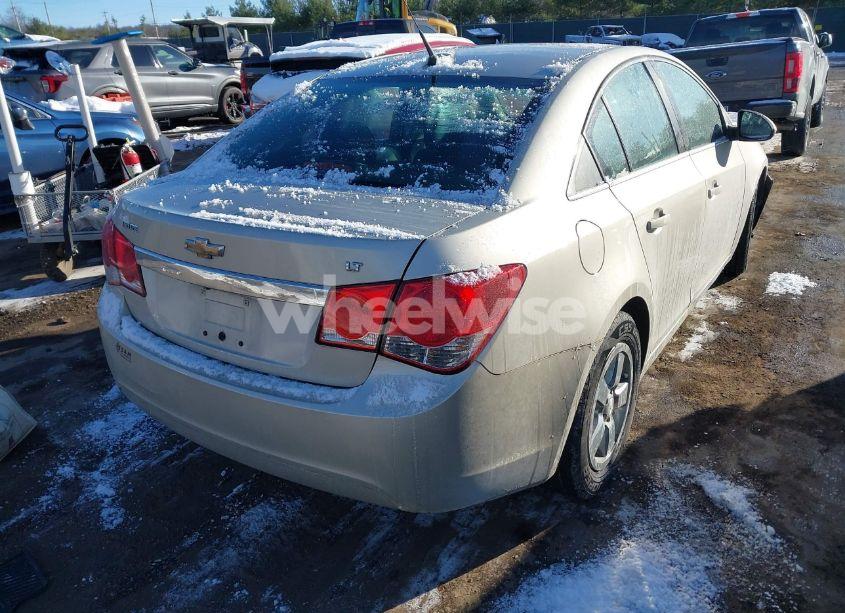 Photo 4 of 2014 Chevrolet Cruze 1LT AUTO (VIN 1G1PC5SBXE7461845)