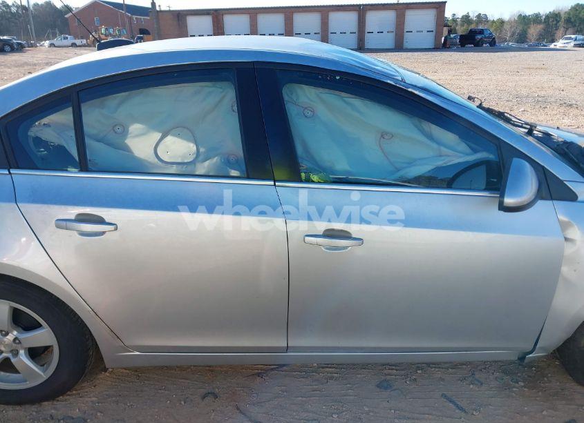 Photo 13 of 2015 Chevrolet Cruze 1LT AUTO (VIN 1G1PC5SBXF7123458)