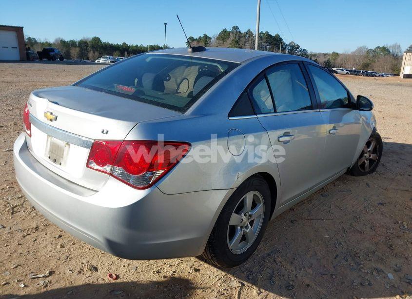 Photo 4 of 2015 Chevrolet Cruze 1LT AUTO (VIN 1G1PC5SBXF7123458)