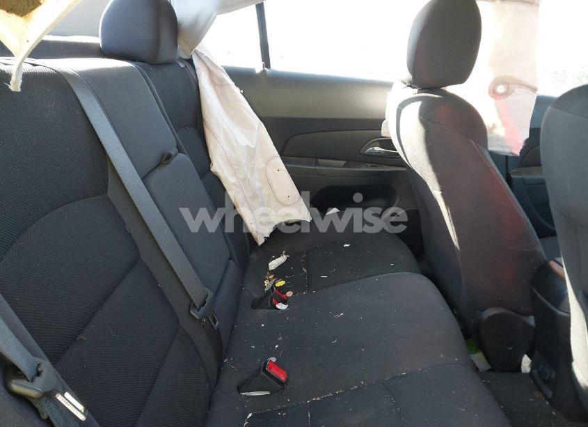 Photo 8 of 2015 Chevrolet Cruze 1LT AUTO (VIN 1G1PC5SBXF7123458)