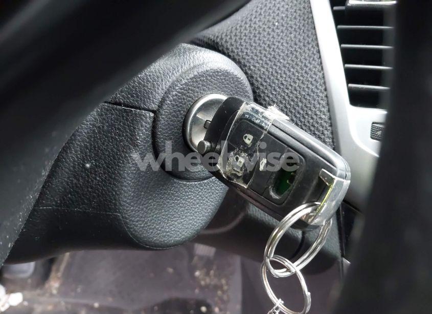 Photo 11 of 2015 Chevrolet Cruze 1LT AUTO (VIN 1G1PC5SBXF7158985)