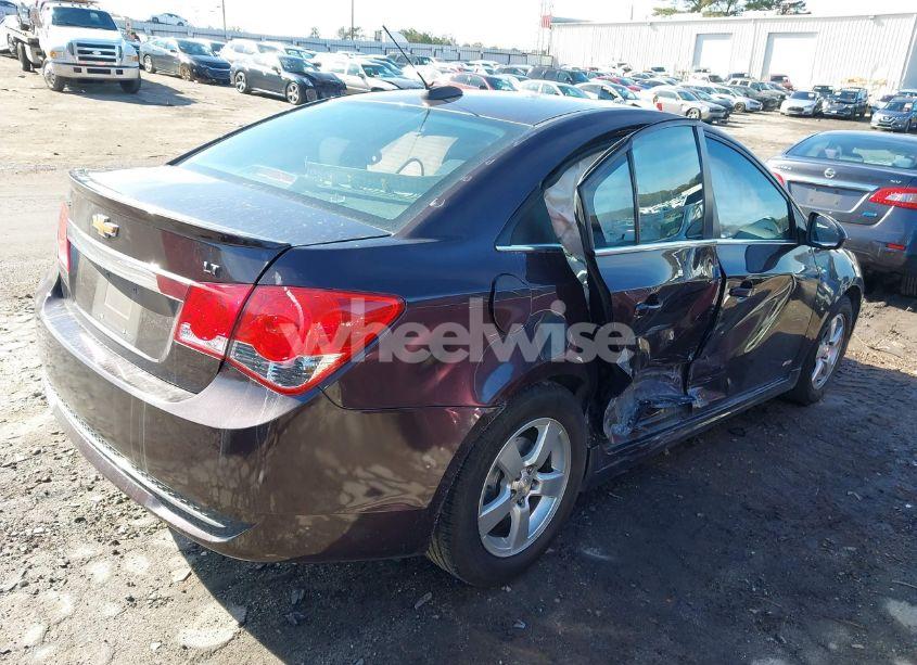 Photo 4 of 2015 Chevrolet Cruze 1LT AUTO (VIN 1G1PC5SBXF7160848)
