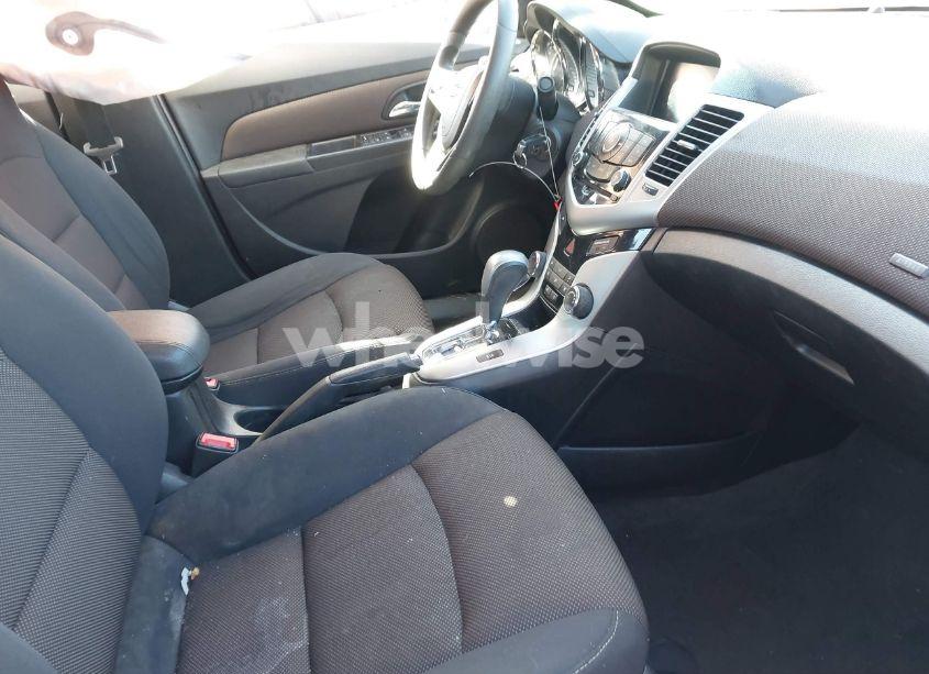 Photo 5 of 2015 Chevrolet Cruze 1LT AUTO (VIN 1G1PC5SBXF7160848)