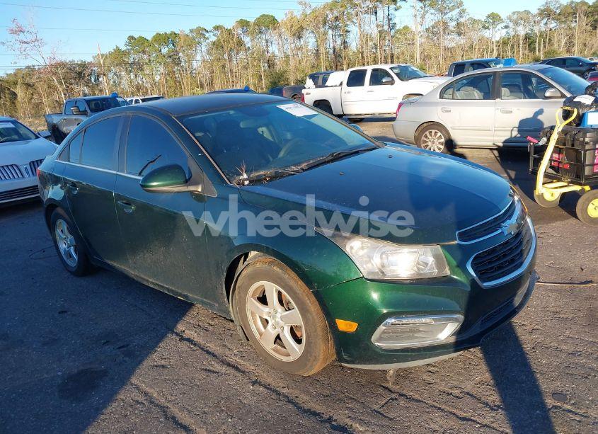 2015 Chevrolet Cruze 1LT AUTO (VIN 1G1PC5SBXF7168819) main photo