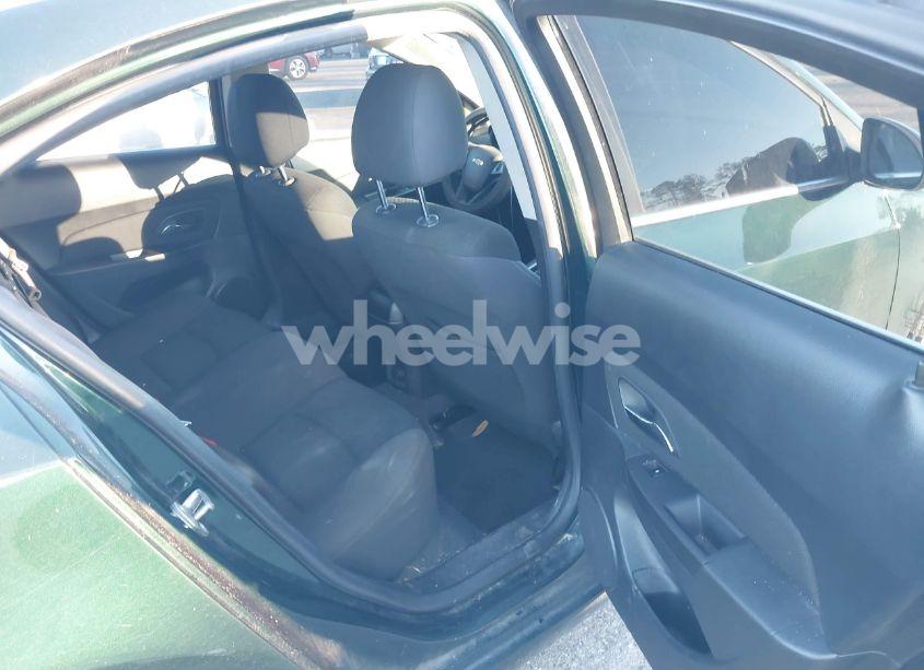 Photo 8 of 2015 Chevrolet Cruze 1LT AUTO (VIN 1G1PC5SBXF7168819)