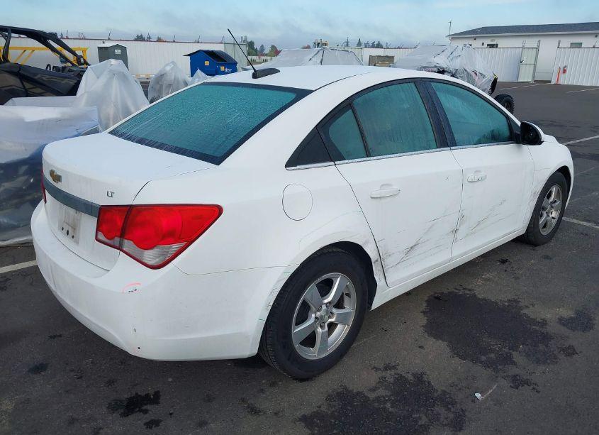 Photo 4 of 2015 Chevrolet Cruze 1LT AUTO (VIN 1G1PC5SBXF7179254)