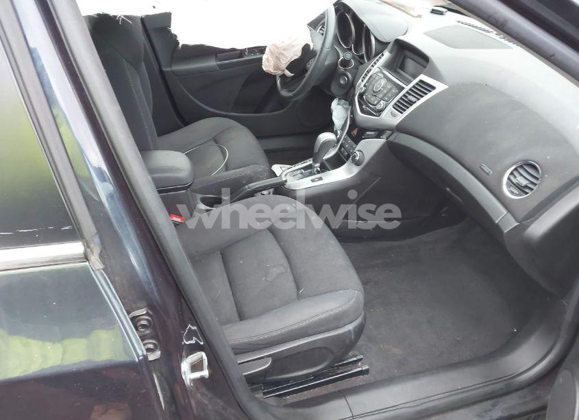 Photo 5 of 2015 Chevrolet Cruze 1LT AUTO (VIN 1G1PC5SBXF7202936)