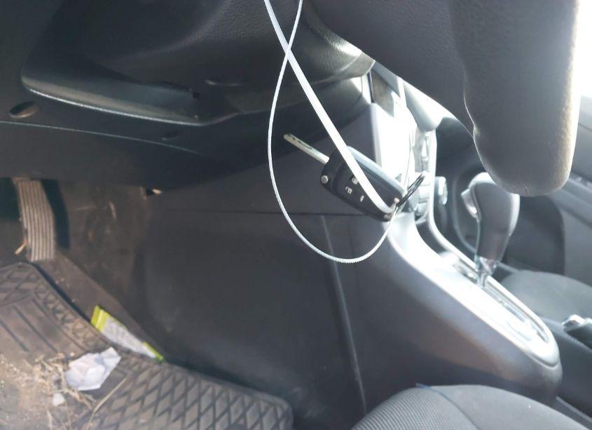 Photo 11 of 2015 Chevrolet Cruze 1LT AUTO (VIN 1G1PC5SBXF7205433)