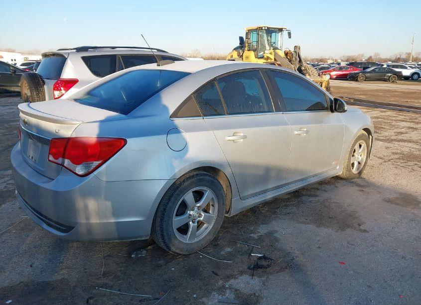 Photo 4 of 2015 Chevrolet Cruze 1LT AUTO (VIN 1G1PC5SBXF7205433)
