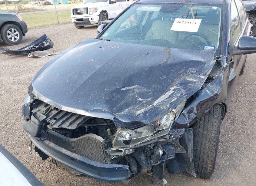 Photo 6 of 2015 Chevrolet Cruze 1LT AUTO (VIN 1G1PC5SBXF7207442)