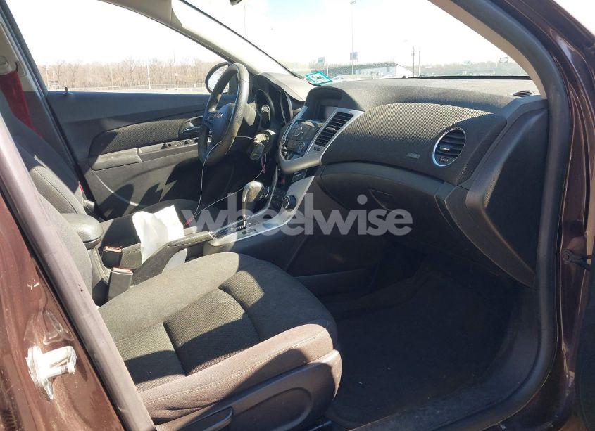 Photo 5 of 2015 Chevrolet Cruze 1LT AUTO (VIN 1G1PC5SBXF7222636)