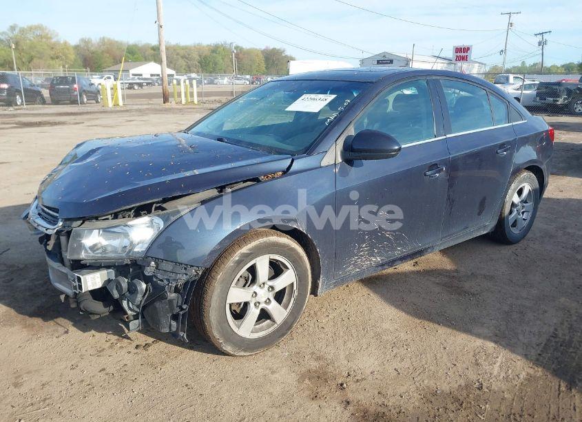 Photo 2 of 2015 Chevrolet Cruze 1LT AUTO (VIN 1G1PC5SBXF7236682)