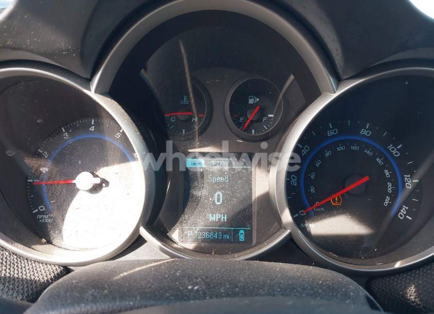 Photo 7 of 2015 Chevrolet Cruze 1LT AUTO (VIN 1G1PC5SBXF7237086)