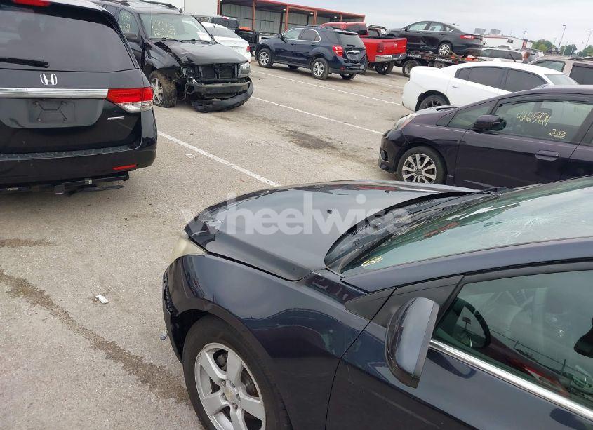 Photo 6 of 2015 Chevrolet Cruze 1LT AUTO (VIN 1G1PC5SBXF7240327)