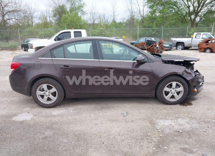 Photo 13 of 2015 Chevrolet Cruze 1LT AUTO (VIN 1G1PC5SBXF7272534)