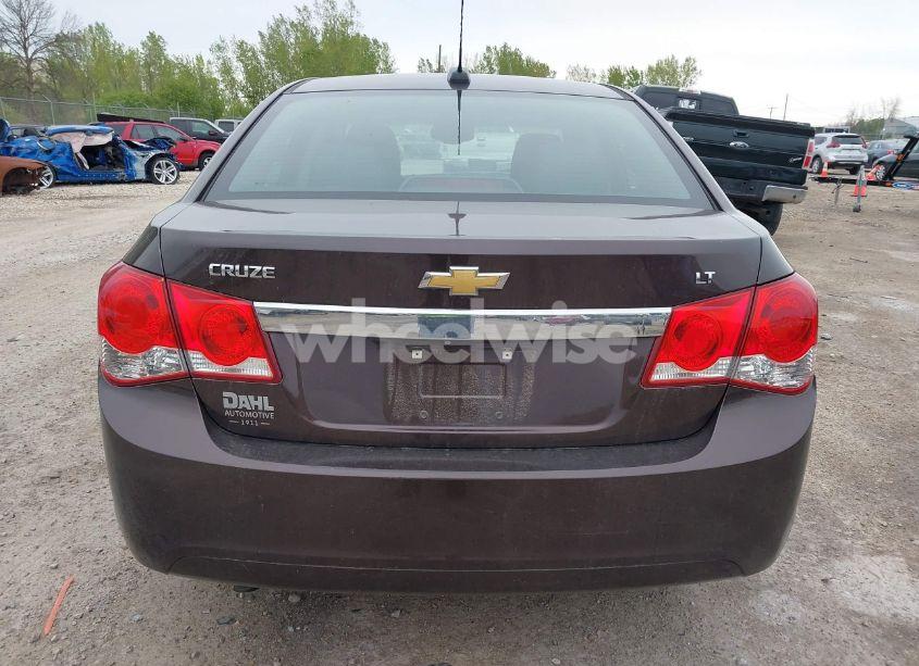 Photo 16 of 2015 Chevrolet Cruze 1LT AUTO (VIN 1G1PC5SBXF7272534)