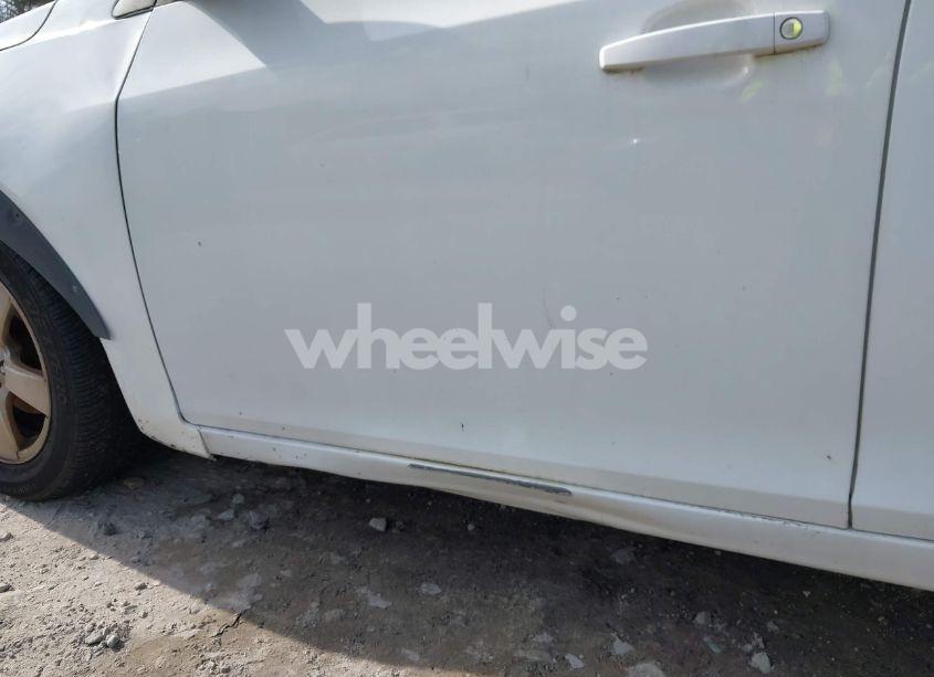 Photo 6 of 2015 Chevrolet Cruze 1LT AUTO (VIN 1G1PC5SBXF7284277)