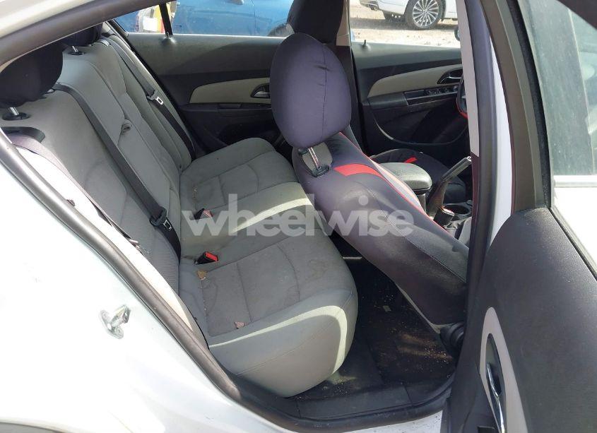 Photo 8 of 2015 Chevrolet Cruze 1LT AUTO (VIN 1G1PC5SBXF7284277)