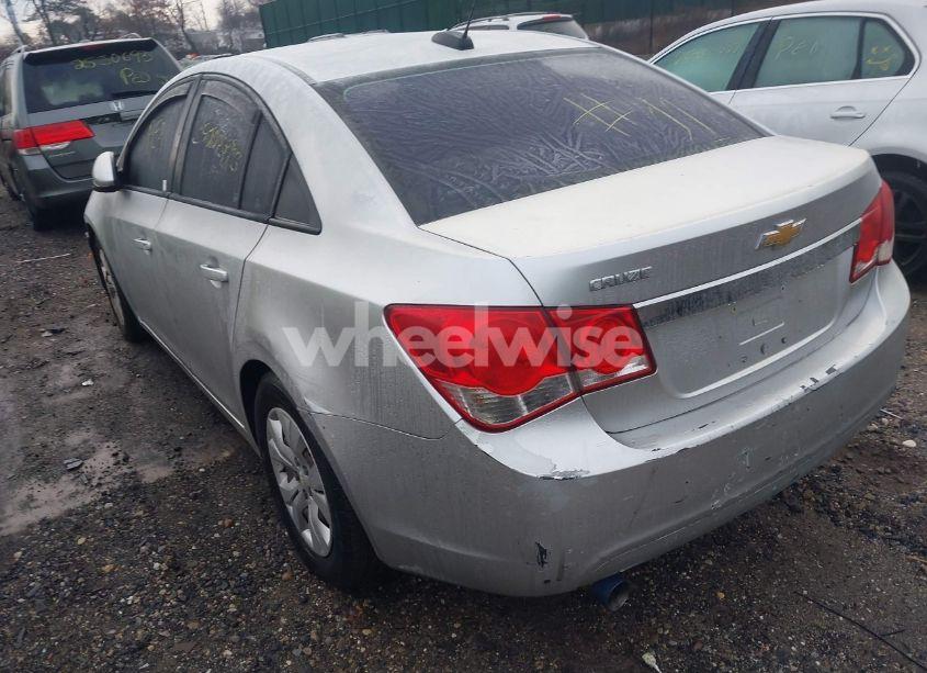 Photo 3 of 2016 Chevrolet Cruze LIMITED LS AUTO (VIN 1G1PC5SG0G7159687)