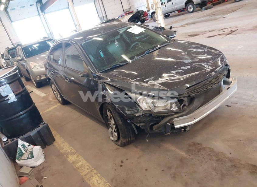 2016 Chevrolet Cruze LIMITED LS AUTO (VIN 1G1PC5SG1G7151923) main photo