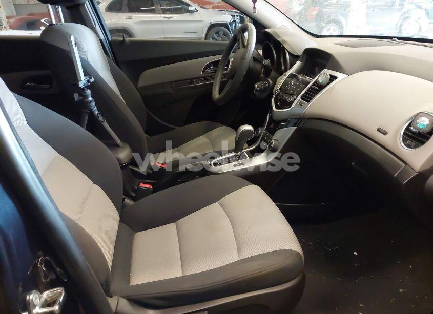 Photo 5 of 2016 Chevrolet Cruze LIMITED LS AUTO (VIN 1G1PC5SG1G7151923)