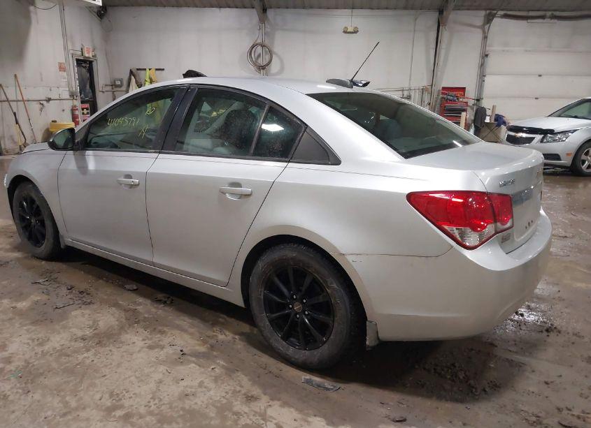 Photo 3 of 2016 Chevrolet Cruze LIMITED LS AUTO (VIN 1G1PC5SG1G7171749)