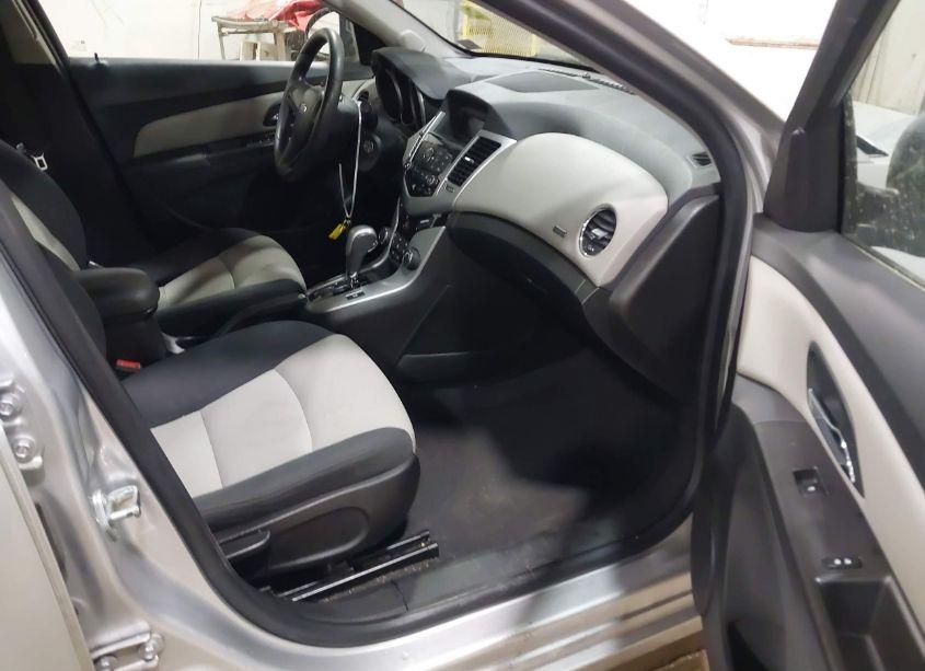 Photo 5 of 2016 Chevrolet Cruze LIMITED LS AUTO (VIN 1G1PC5SG1G7171749)