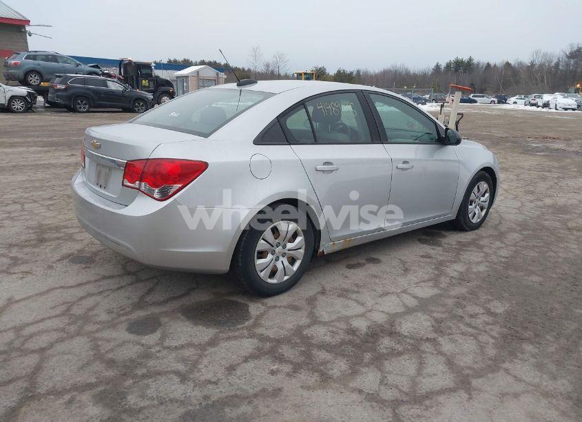 Photo 4 of 2016 Chevrolet Cruze LIMITED LS AUTO (VIN 1G1PC5SG2G7117392)