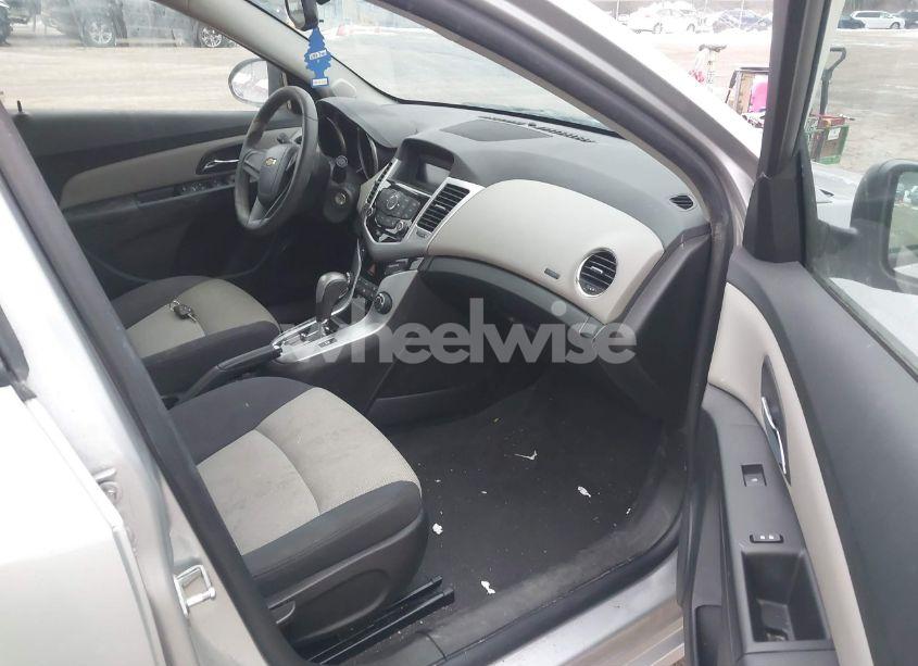 Photo 5 of 2016 Chevrolet Cruze LIMITED LS AUTO (VIN 1G1PC5SG2G7117392)