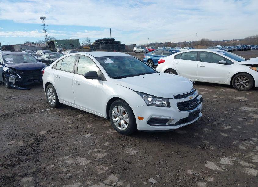 2016 Chevrolet Cruze LIMITED LS AUTO (VIN 1G1PC5SG5G7163010) main photo