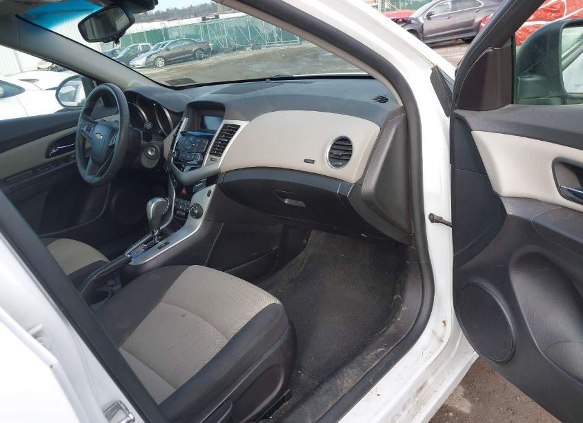 Photo 5 of 2016 Chevrolet Cruze LIMITED LS AUTO (VIN 1G1PC5SG5G7163010)