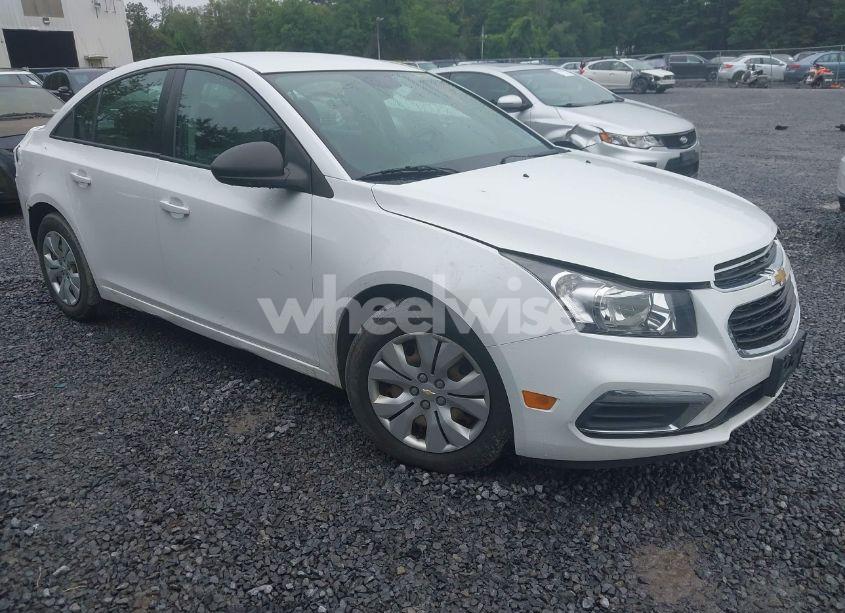 2016 Chevrolet Cruze LIMITED LS AUTO (VIN 1G1PC5SG5G7182639) main photo