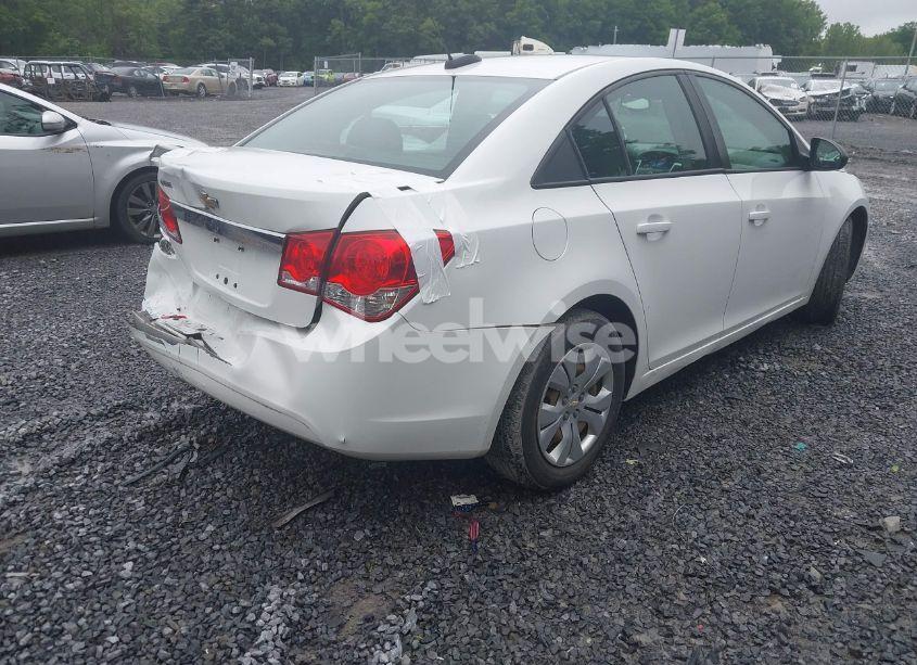 Photo 4 of 2016 Chevrolet Cruze LIMITED LS AUTO (VIN 1G1PC5SG5G7182639)