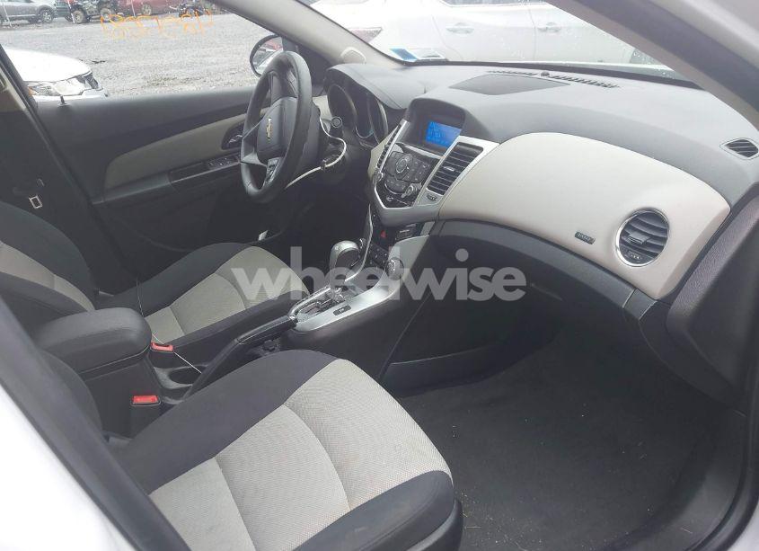 Photo 5 of 2016 Chevrolet Cruze LIMITED LS AUTO (VIN 1G1PC5SG5G7182639)