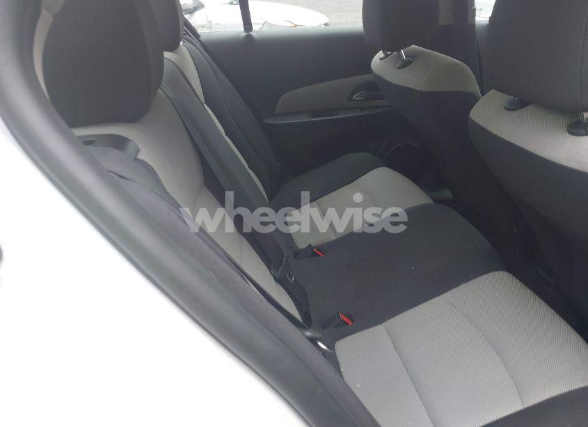 Photo 8 of 2016 Chevrolet Cruze LIMITED LS AUTO (VIN 1G1PC5SG5G7182639)