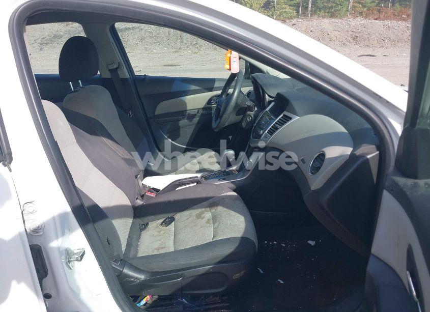 Photo 5 of 2016 Chevrolet Cruze LIMITED LS AUTO (VIN 1G1PC5SG6G7162559)