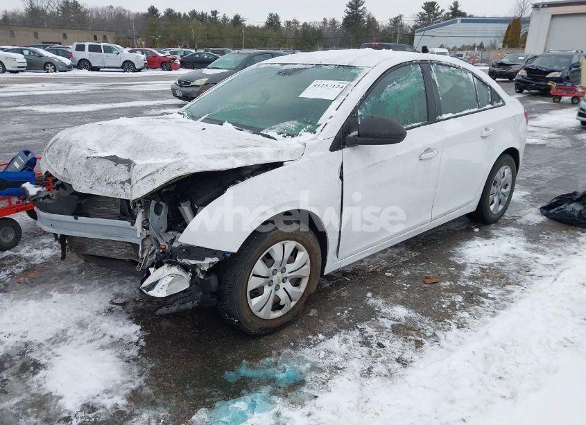 Photo 2 of 2016 Chevrolet Cruze LIMITED LS AUTO (VIN 1G1PC5SG6G7166241)