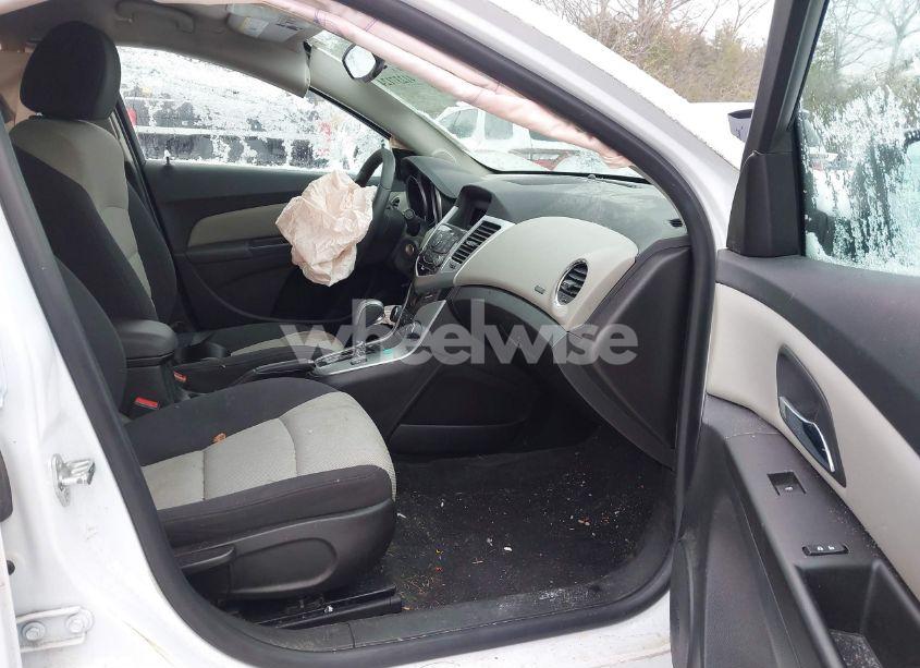 Photo 5 of 2016 Chevrolet Cruze LIMITED LS AUTO (VIN 1G1PC5SG6G7166241)